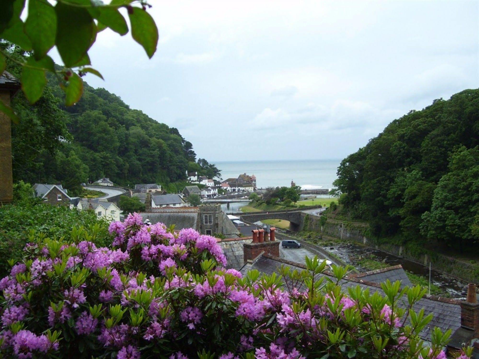Hillside House - Guest House Lynton Esterno foto